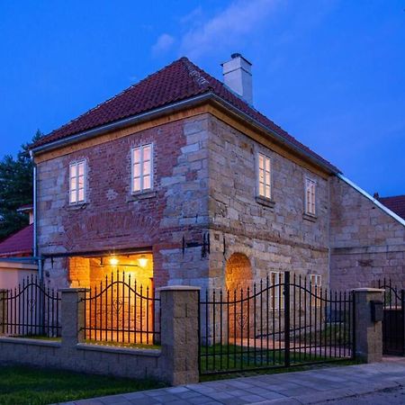 Old Smithery From 17. Century Sobcice Exterior foto