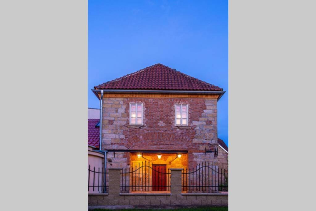 Old Smithery From 17. Century Sobcice Exterior foto